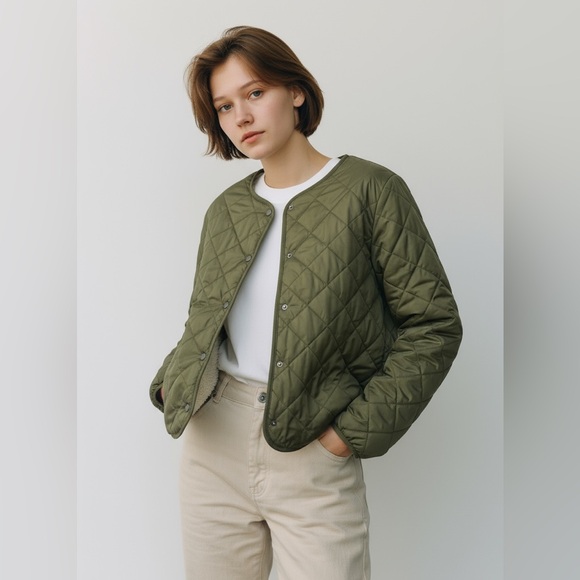 Old Navy Reversible Quilted Sherpa Bomber Jacket  Girls  12 Army Green - Picture 1 of 5